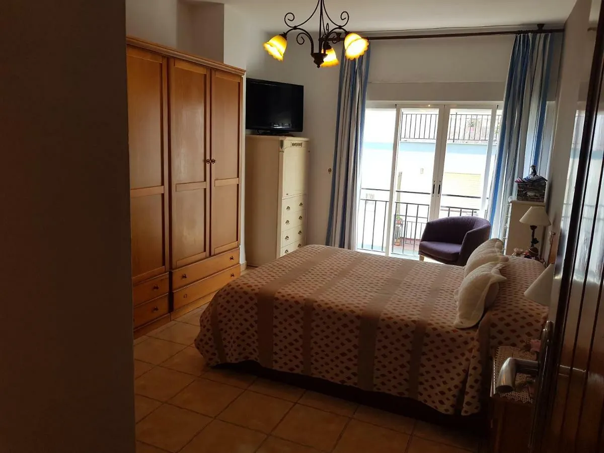 Tropical Avenida Andalucia Apartment Almunecar
